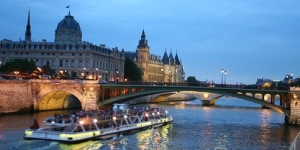 River_Seine_Night_Cruise